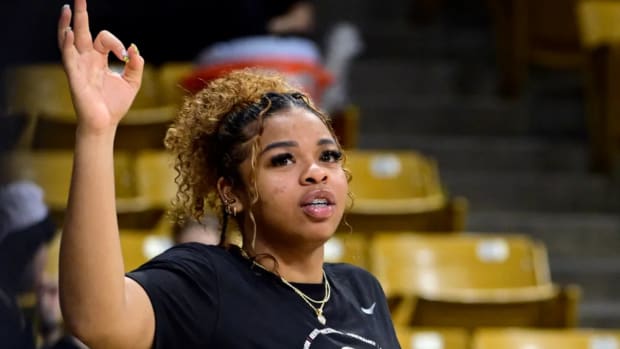 Colorado’s Shelomi Sanders during warmups before the women’s basketball game against Washington on February 12, 2023